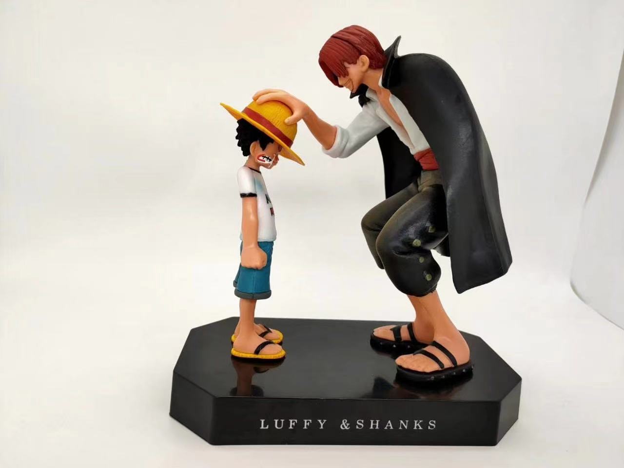 Figurines One Piece Shanks 