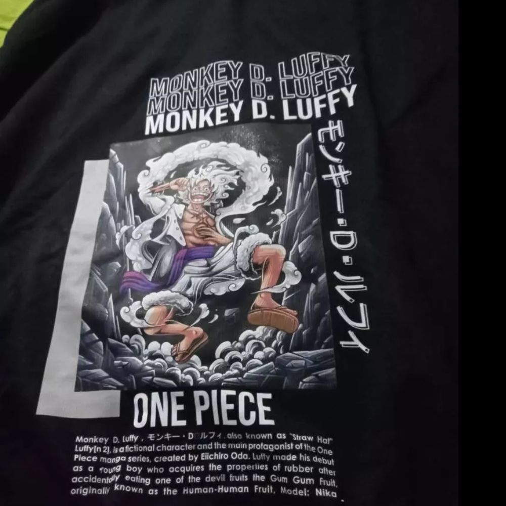 27 - One Piece Store